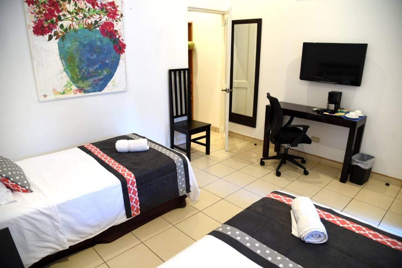 Seis Playas Hotel Tamarindo Eksteriør bilde