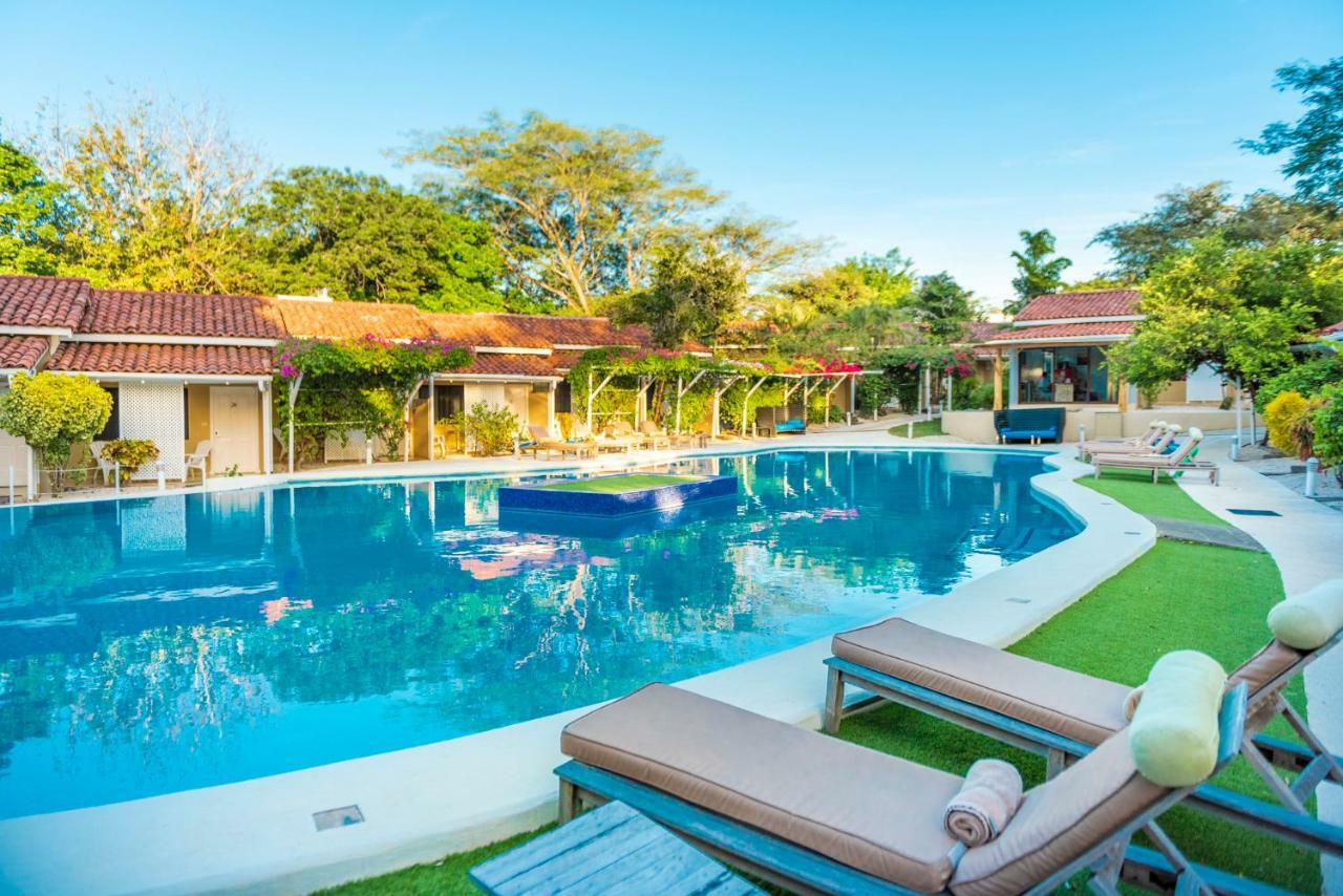 Seis Playas Hotel Tamarindo Eksteriør bilde