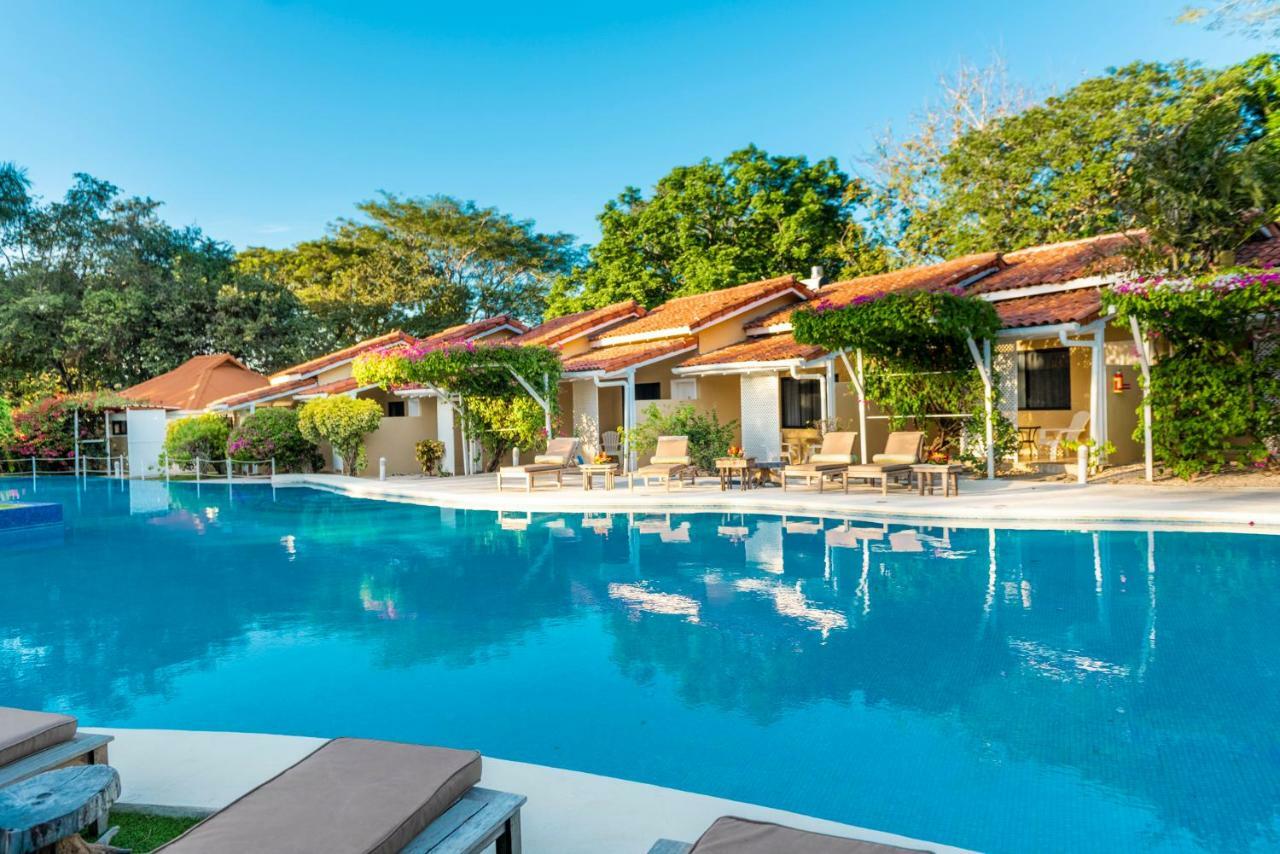 Seis Playas Hotel Tamarindo Eksteriør bilde