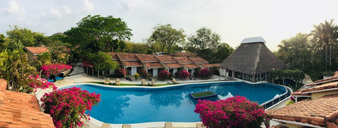 Seis Playas Hotel Tamarindo Eksteriør bilde