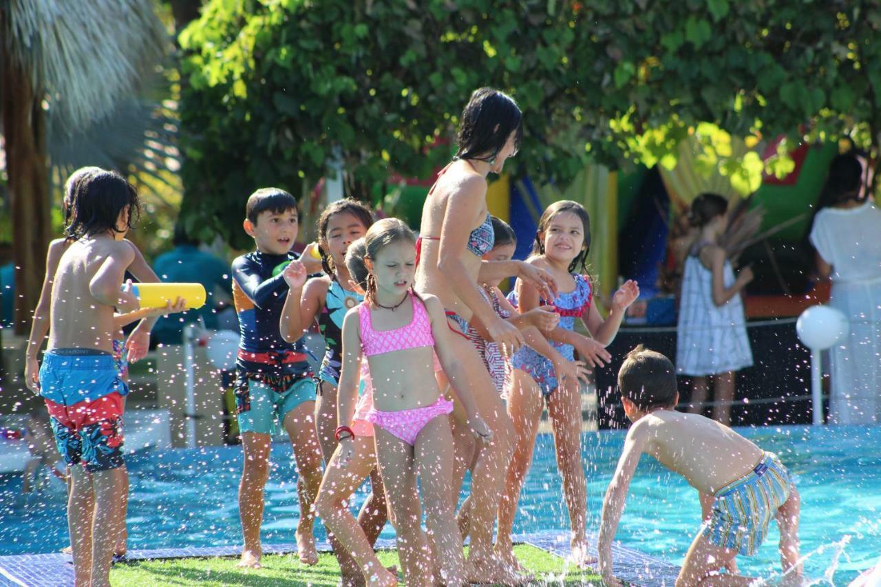 Seis Playas Hotel Tamarindo Eksteriør bilde