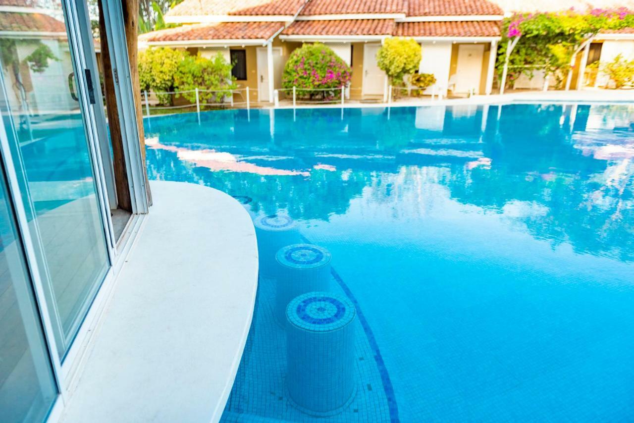 Seis Playas Hotel Tamarindo Eksteriør bilde